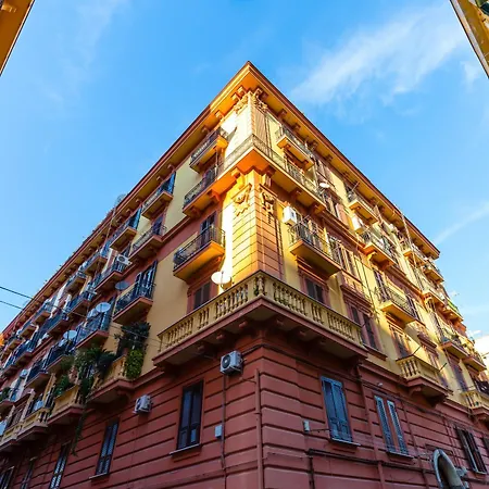 Ferdinando Art House By Wonderful Italy * Neapel